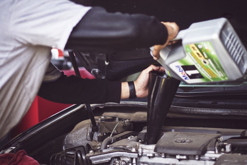Turquoise Auto Centre service bay